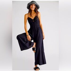 FREE PEOPLE Sz M DAY GLOW ONE PIECE Jumper Wide Leg  IN BLACK Linen $108